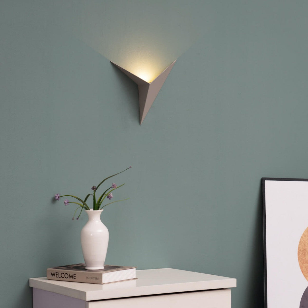 Trigon™ Wall Light