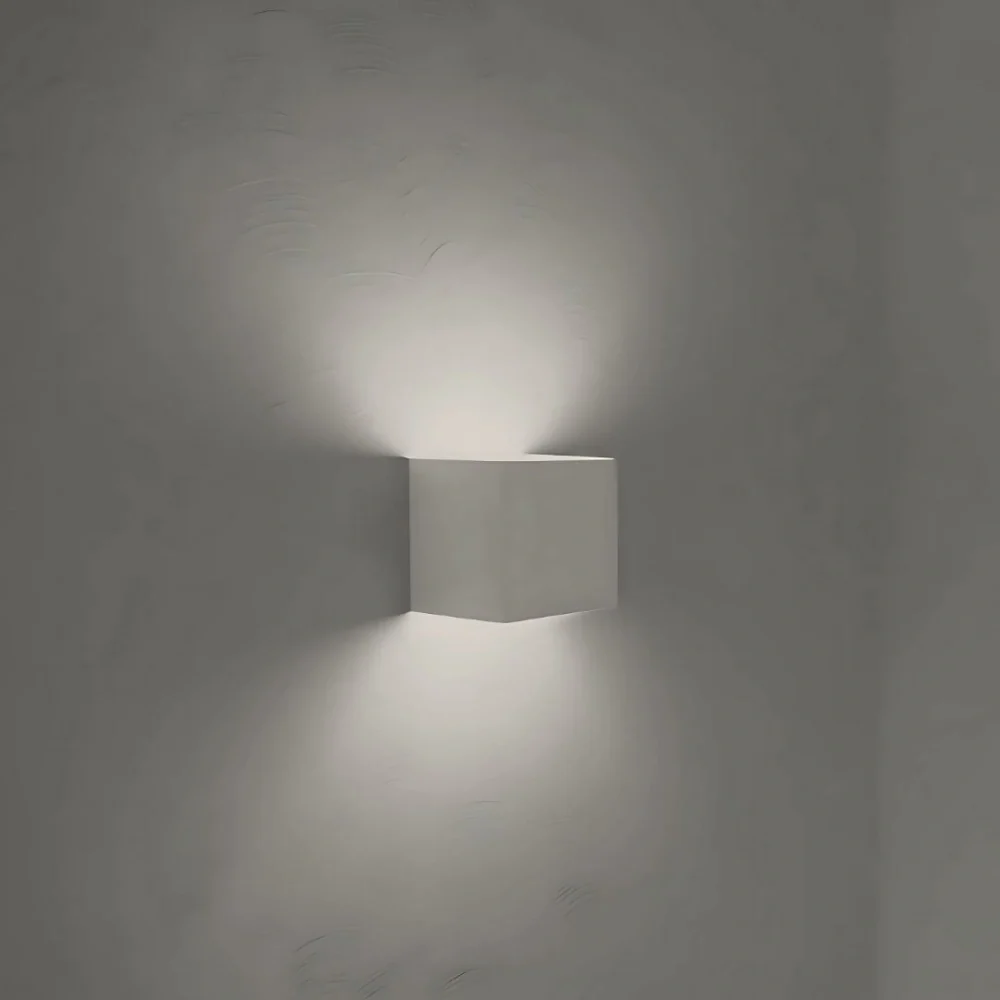 Adjustable Wall Light