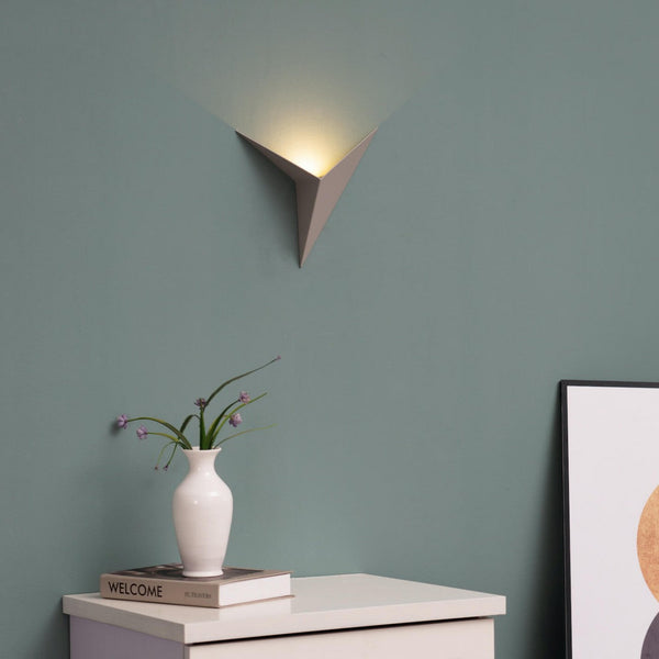 Trigon™ Wall Light